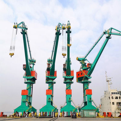 Cabin Control 30ton Harbour Portal Crane Dock Jib Gantry Crane أربعة وصلات من النوع